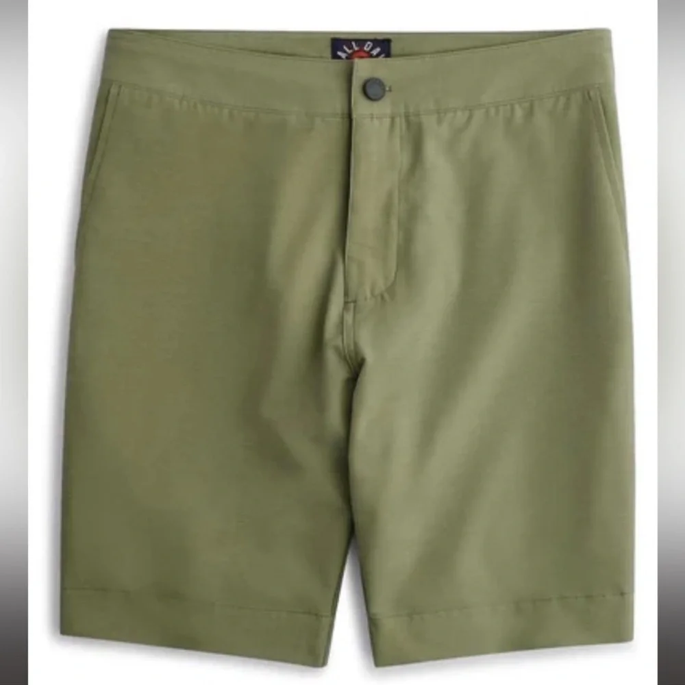 Faherty All Day Shorts Olive Green 30 Waist 9” Inseam NWT